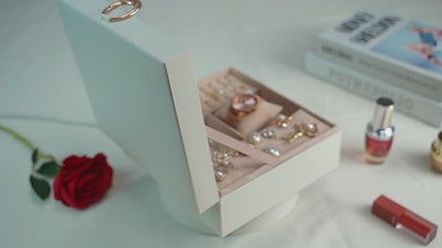 AdelDream 2-stöckig Schmuckkästchen Schmuckaufbewahrung mit ausziehbarem Tablett Schmuck Organizer mit großem Spiegel mit DIY-Struktur